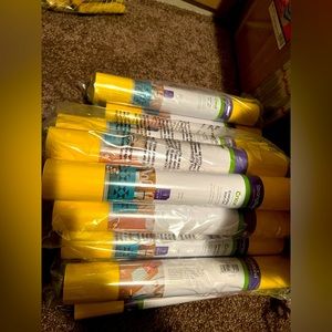 Cricut Everyday Iron-On 12”x24” (8 rolls) in Yellow